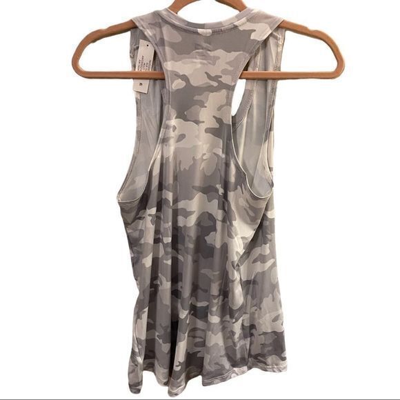NWT Sz XL Athletic Works Gray Camo Razorback‎ Tank Top - Picture 2 of 2